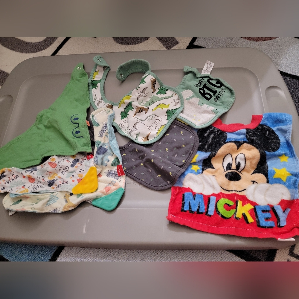 Pack of 7 assorted baby boys bibs, various brands and styles